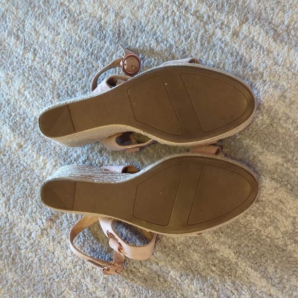 Lauren Conrad wedges. Woman’s size 9.5 - Picture 2 of 8